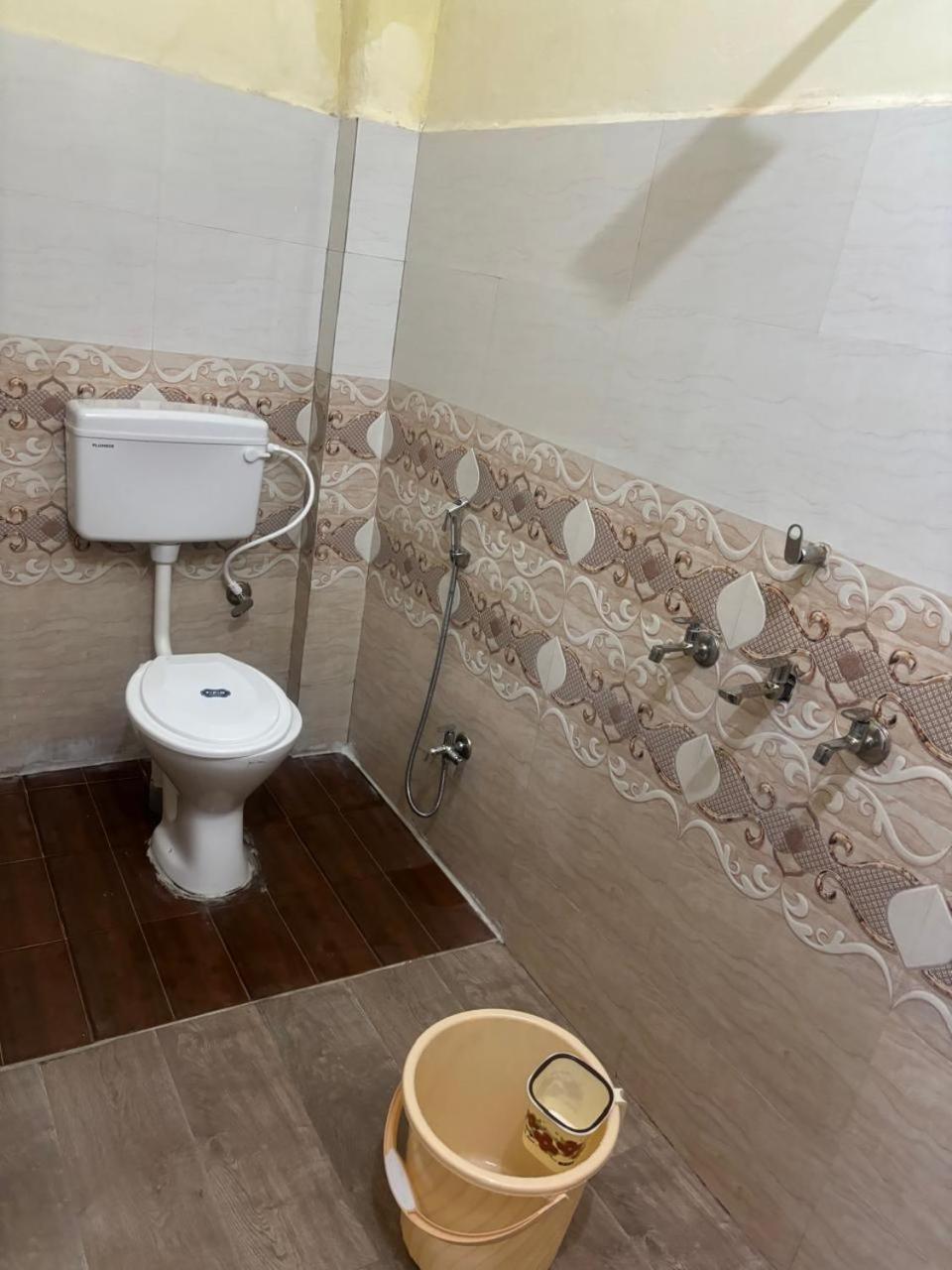Amara Homestays Allāhābād Junction Екстериор снимка
