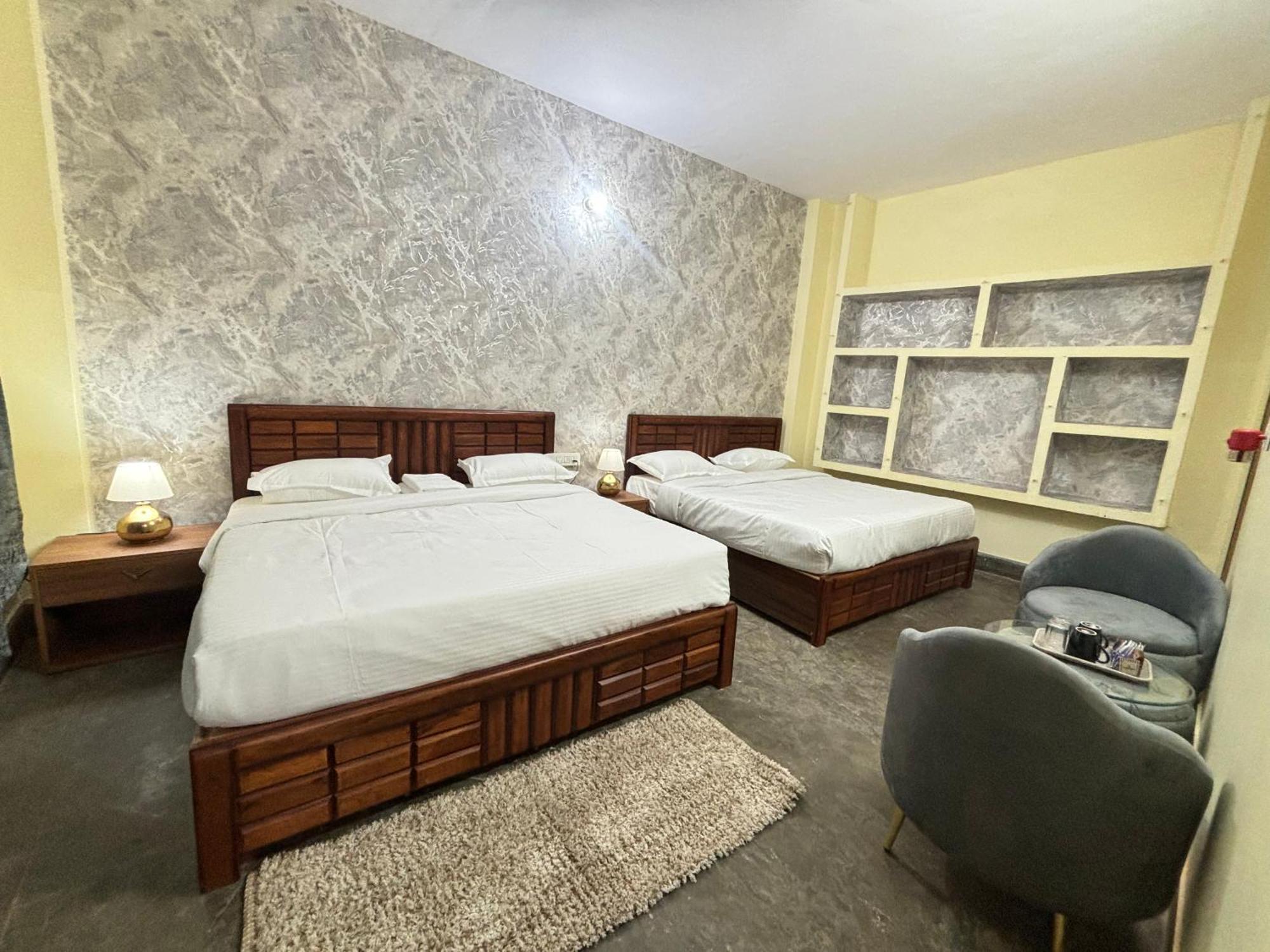 Amara Homestays Allāhābād Junction Екстериор снимка